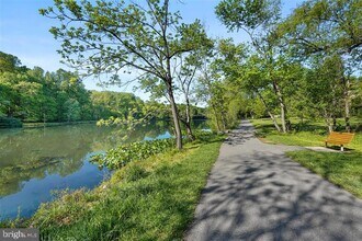 7156 Winter Rose Path in Columbia, MD - Building Photo - Building Photo
