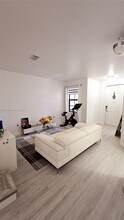 3393 W 91st Terrace in Hialeah, FL - Building Photo - Building Photo