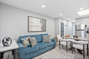 225 Hancock Ave, Unit SI ID1470329P in Jersey City, NJ - Building Photo