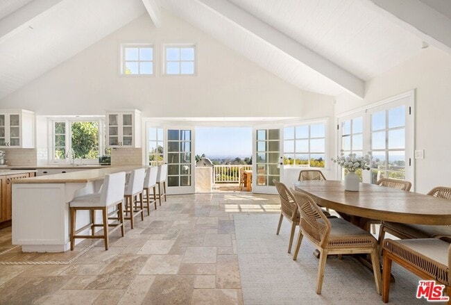 1644 Casale Rd in Los Angeles, CA - Building Photo - Building Photo