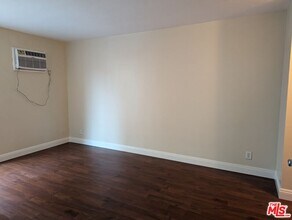 633 N Sweetzer Ave in West Hollywood, CA - Building Photo - Building Photo