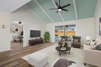 6634 Waterford Ln in Sarasota, FL - Building Photo - Building Photo