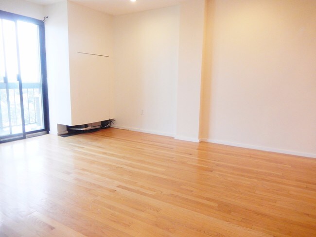 90 Quincy Shore Dr-Unit -721 in Quincy, MA - Building Photo - Building Photo
