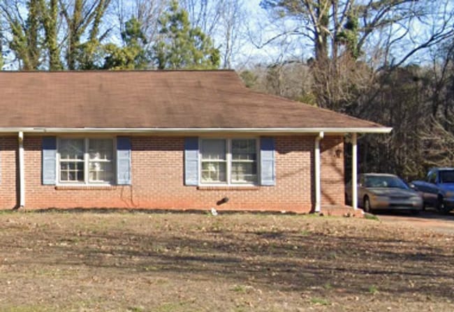 property at 157-159-159 Bentwood Cir