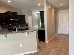 4850 Poolside Dr in St. Cloud, FL - Building Photo - Building Photo