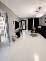 3151 NW 68th St in Fort Lauderdale, FL - Building Photo