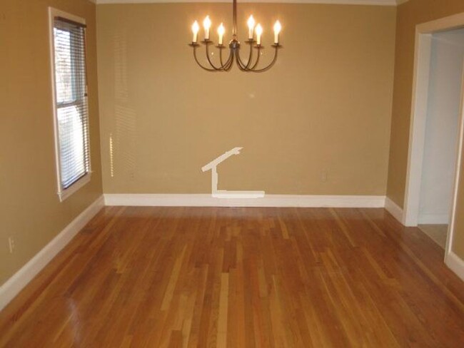 20 Winthrop Rd in Brookline, MA - Building Photo - Building Photo