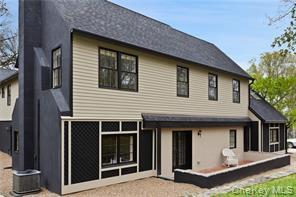 118 Old Mill River Rd in Pound Ridge, NY - Building Photo - Building Photo