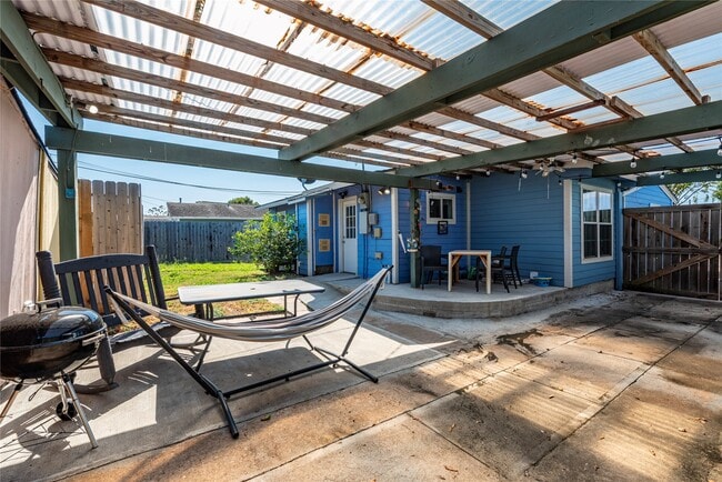 property at 1310 Harris Way