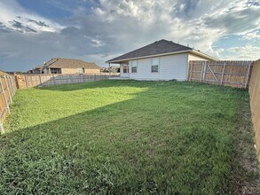 2828 Gilchrist Dr in Lorena, TX - Building Photo - Building Photo