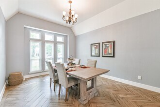 11642 Cypresswood Dr in Houston, TX - Building Photo - Building Photo