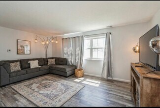 1100 E 6th St, Unit 2 in Des Moines, IA - Building Photo - Building Photo