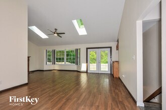 202 Barrington Dr in St. Peters, MO - Building Photo - Building Photo