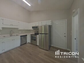 142 Bradstone Rd in Irmo, SC - Building Photo - Building Photo