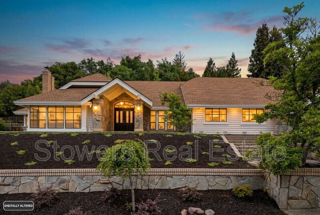 property at 618 Banister Ln