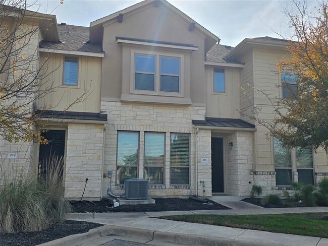 property at 13800 Lyndhurst St