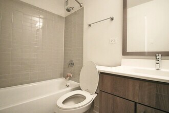 922 S Ashland Ave in Chicago, IL - Foto de edificio - Building Photo