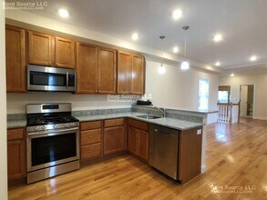 14 Flint St in Somerville, MA - Building Photo - Building Photo
