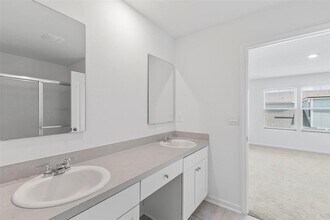 516 Redbud Rd in Palm Coast, FL - Building Photo - Building Photo