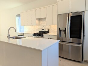 427 W 10th St in Dallas, TX - Building Photo - Building Photo