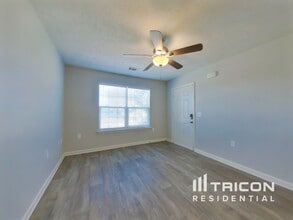 1809 Daniel Ct in Columbia, TN - Building Photo - Building Photo