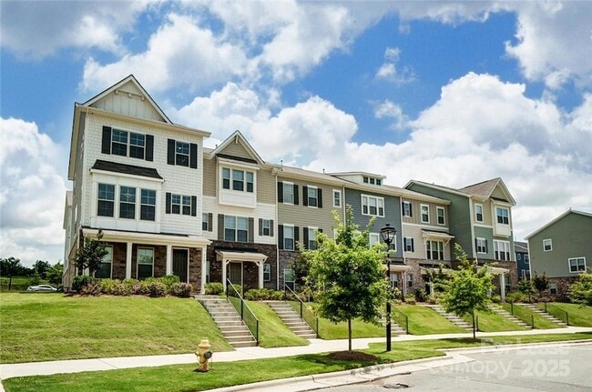 9107 Bluefield St in Charlotte, NC - Foto de edificio - Building Photo