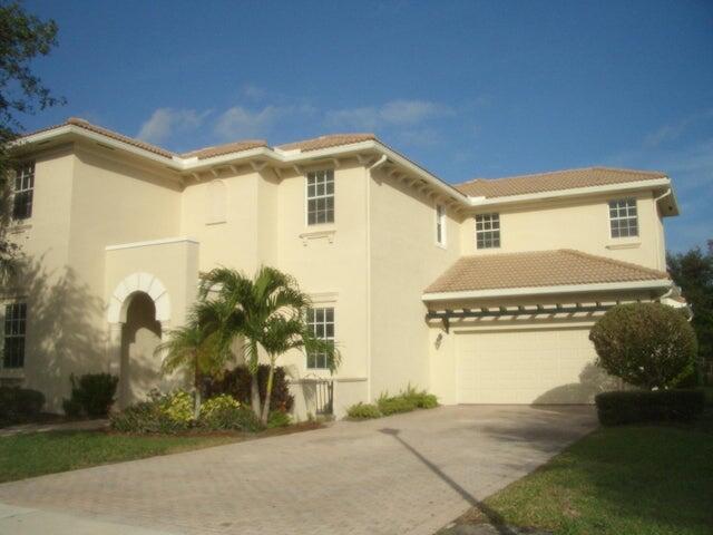 180 Via Catalunha in Jupiter, FL - Building Photo