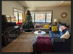 823 W Birch Ave in Flagstaff, AZ - Building Photo - Building Photo