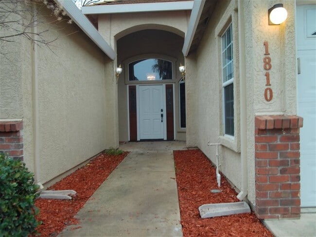 1810 Patty Dr in Yuba City, CA - Building Photo - Building Photo