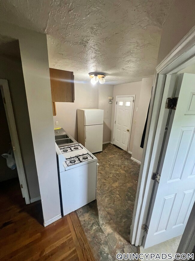 14 Johnson Ave