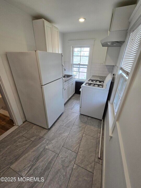 89 Prospect Ave in Red Bank, NJ - Building Photo