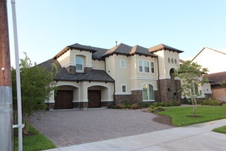 1221 W 23rd St in Houston, TX - Foto de edificio - Building Photo