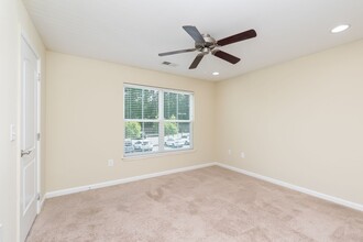 1625 Elmwood Ct in Charlottesville, VA - Building Photo - Building Photo