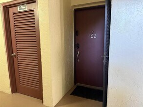 7340 NW 1st St in Plantation, FL - Building Photo - Building Photo