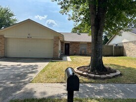 5414 Fawn Trail Ln in Humble, TX - Building Photo