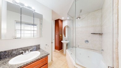 205 Waring Ave in Riverside, CA - Building Photo - Building Photo