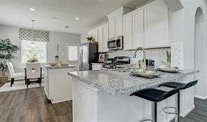5315 CJ Walker Ln in Houston, TX - Foto de edificio - Building Photo