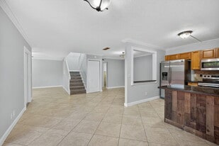 1590 Forest Lakes Cir in West Palm Beach, FL - Building Photo