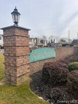 101 Sylvan Ave in Miller Place, NY - Building Photo