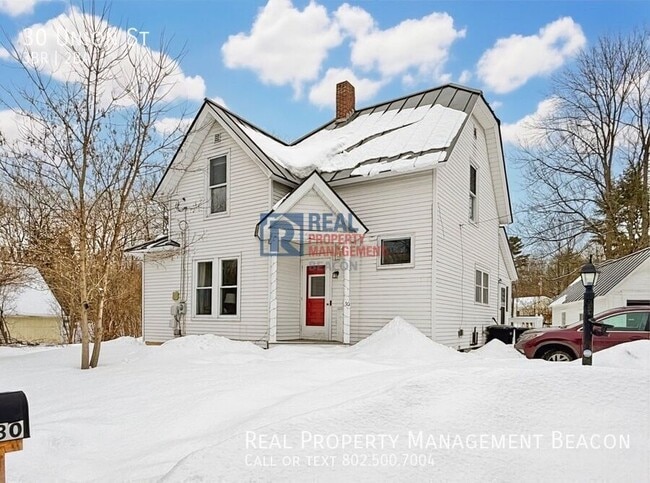 30 Union St in Enfield, NH - Building Photo - Building Photo