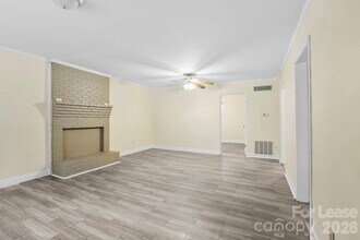 535 Nicholson Creek Rd in Brevard, NC - Building Photo - Building Photo