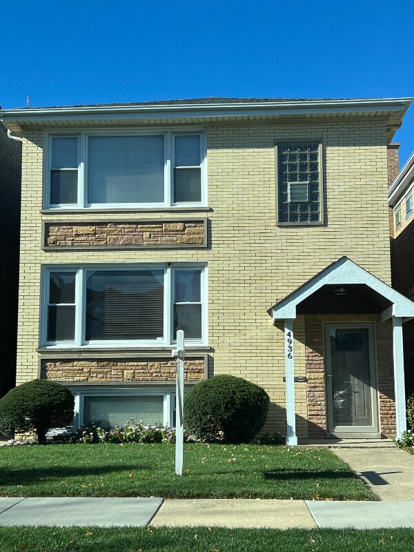 4936 N Marmora Ave