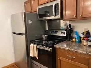 Mapleview Apartments in Hartland, WI - Foto de edificio - Building Photo
