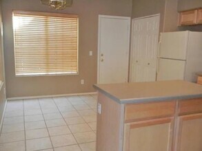 6926 W Phelps Rd in Peoria, AZ - Building Photo - Building Photo