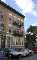 122 33rd St Apartments