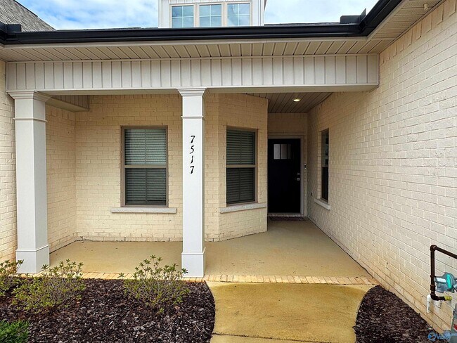 7517 Doris Ruth Ln SE in Owens Cross Roads, AL - Building Photo - Building Photo
