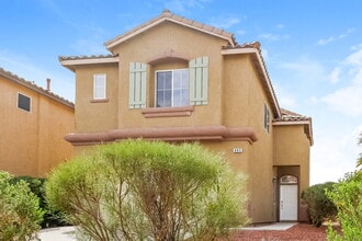 485 Blue Juniper Ln in Henderson, NV - Building Photo - Building Photo