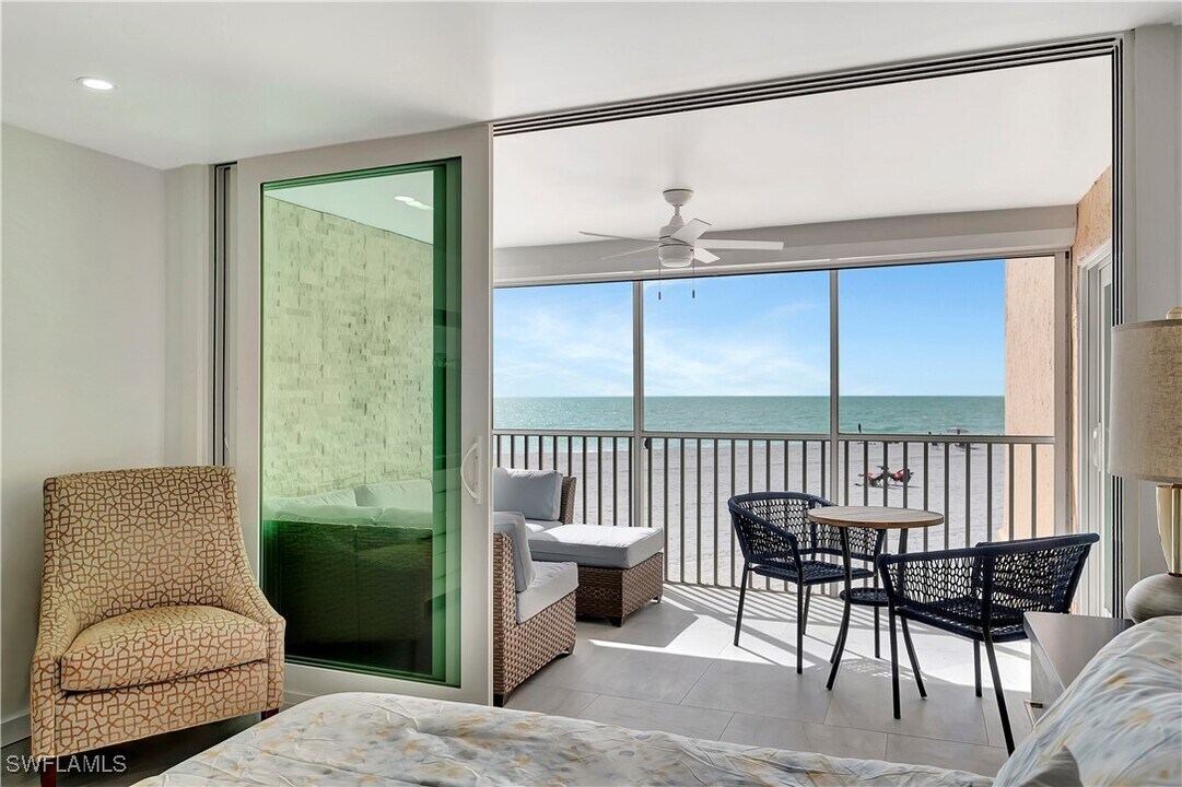 25850 Hickory Blvd in Bonita Springs, FL - Building Photo