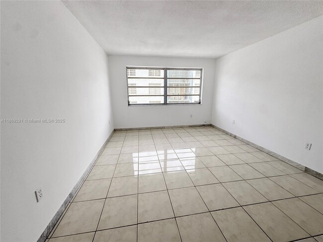property at 1225 NE 124th St