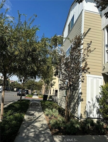 142 Lantana Dr in Stanton, CA - Building Photo - Building Photo